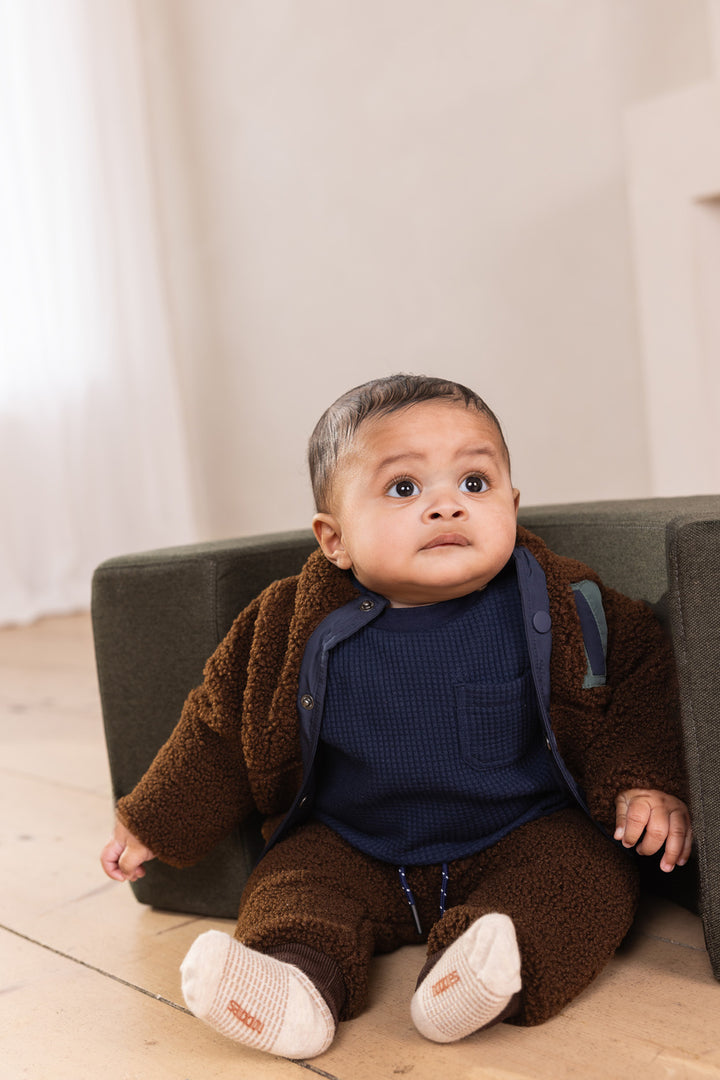 Jacket Garat Pinecone