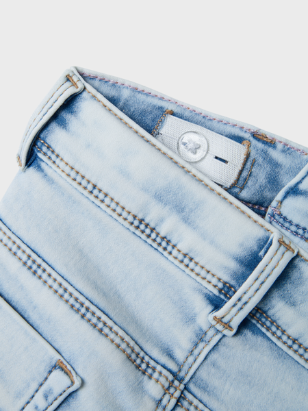 Mini-Shorts SALLI Hellblau Gebleichter Denim Slim Fit