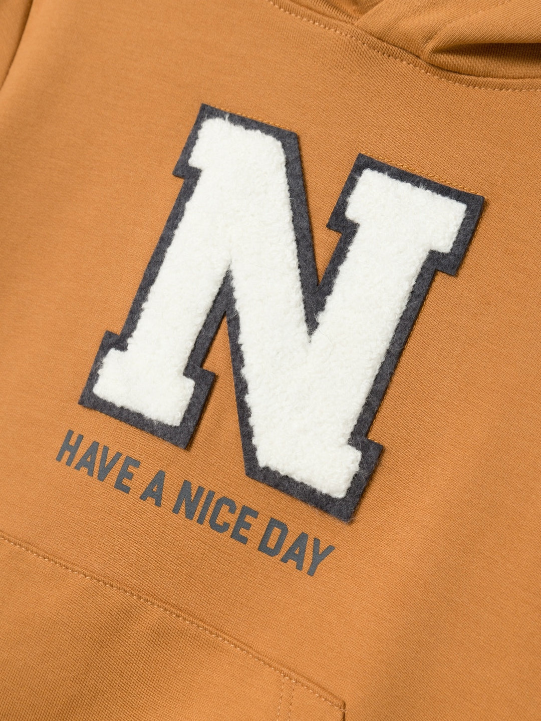 Mini trui KONRAD Almond Regular Fit