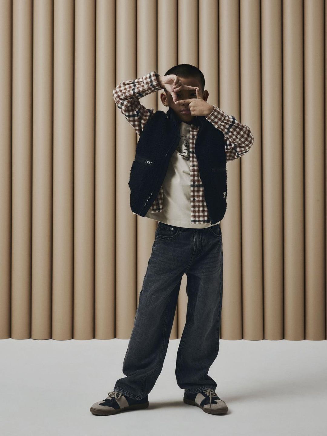 Kids vest NODERNE Black Standard Fit