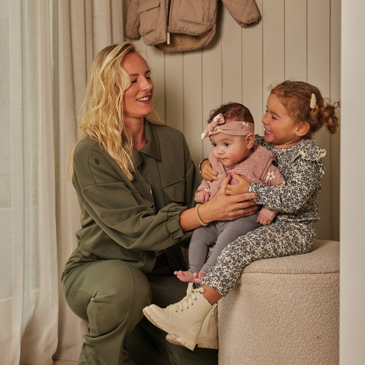 3 - Delig setje + haarband Light mauve - 04 Girls little flower