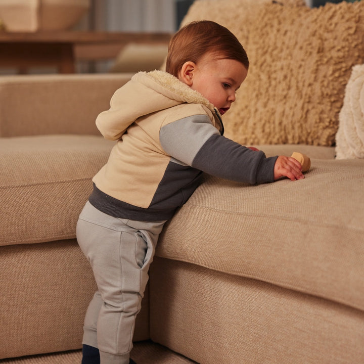 Vest Pebble - 02 Boys frosty friends