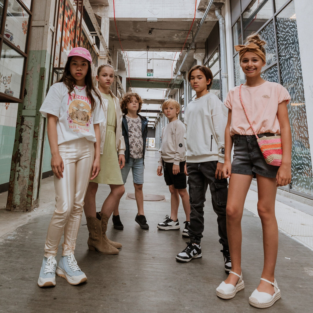 Short Dark grey jeans - girls 4