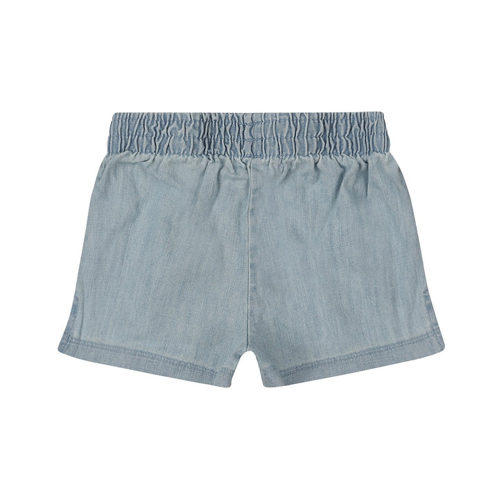 Kurze blaue Jeans - 01 Mädchen süß