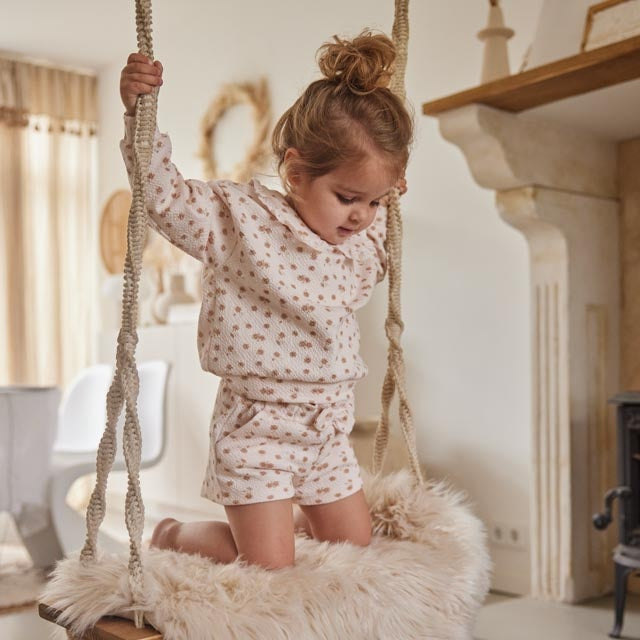 Kurz Hellpfirsich - 02 Mädchen süß