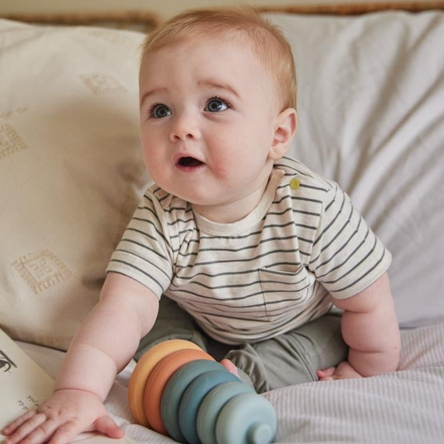 2 Pack t - shirt Light yellow - 05 Boys jump around