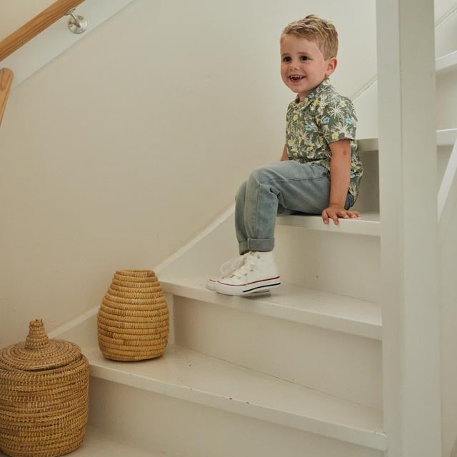 Blouse Dusty green - 05 Boys jump around