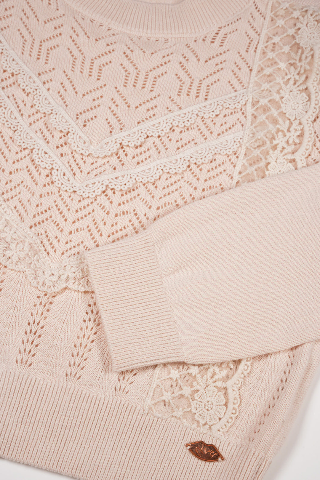 Pullover Kader gestrickte Häkel-Details Perlenweiß