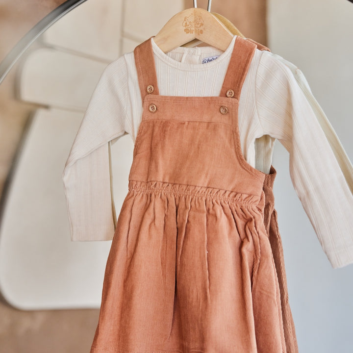 Salopette + longsleeve Brown - good vibes