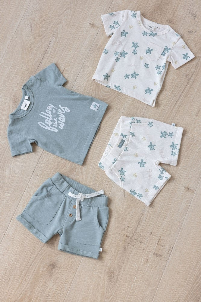 Short Offwhite - Turtelly Cool