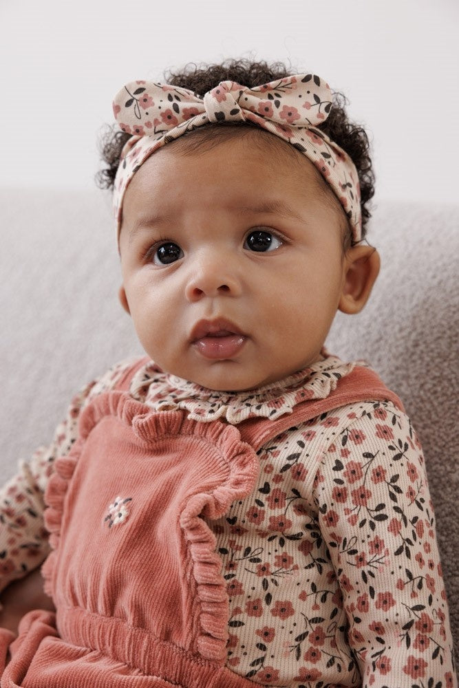 Kurze Latzhose aus Cordvelours Mauve - Woodland Bloom