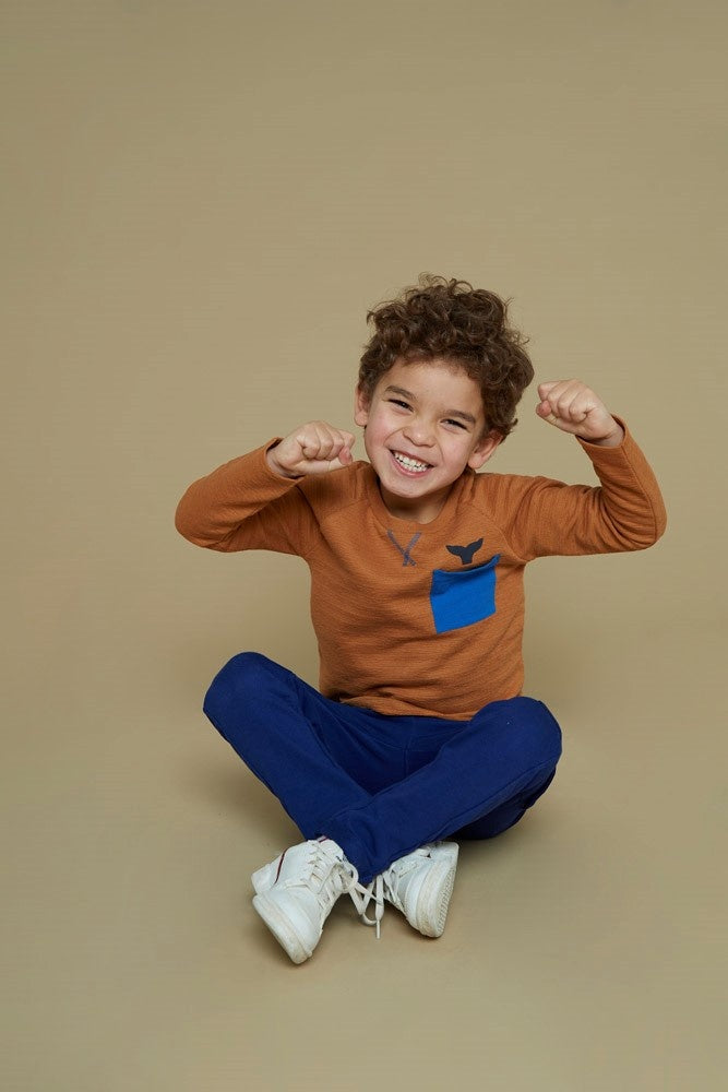 Longsleeve Hazelnoot - Waves and Whales