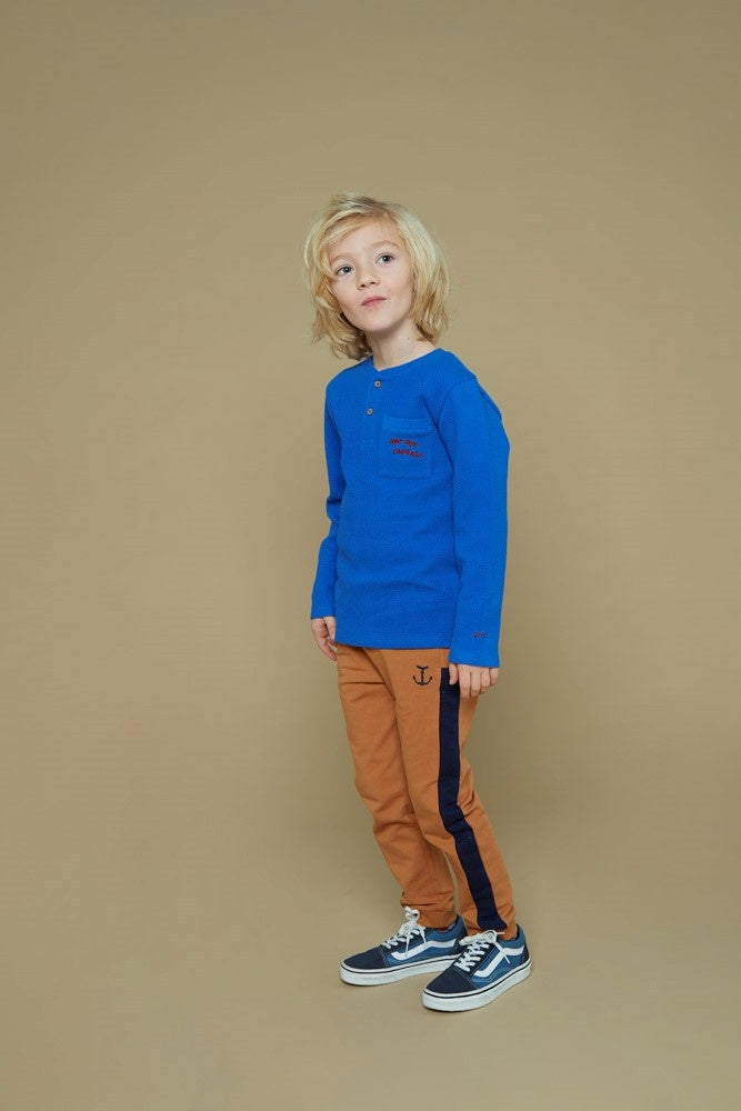 Broek Hazelnoot - Waves and Whales