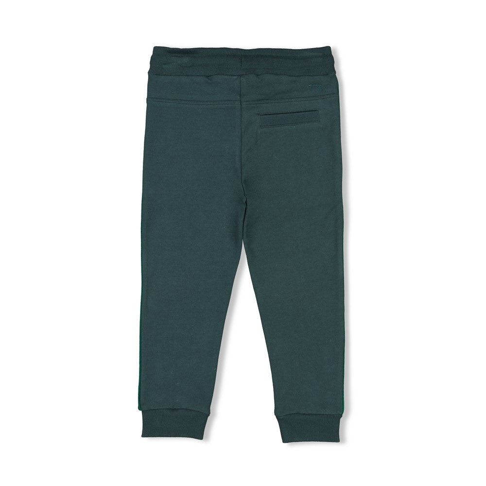 Broek Petrol - Chasing Trails