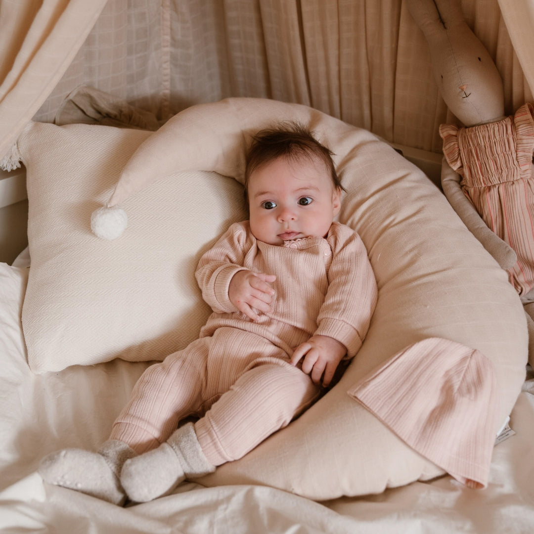 Setje + muts organic cotton Light dusty pink - GIRLS 2024