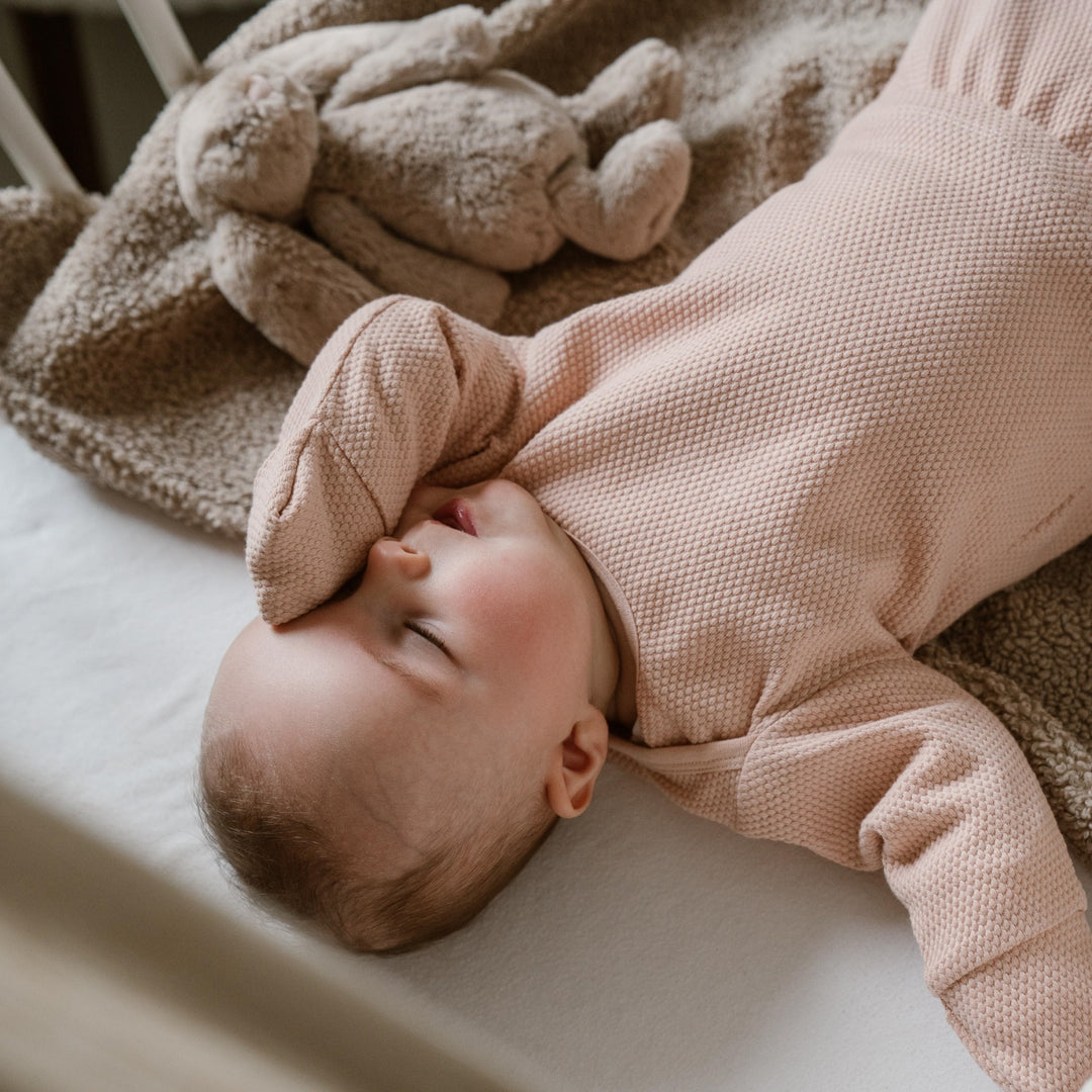 2 - Delig setje organic cotton Light dusty pink - GIRLS 2024