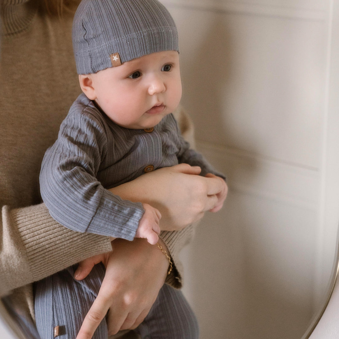 Boxpak + muts organic cotton Faded blue - BOYS 2024