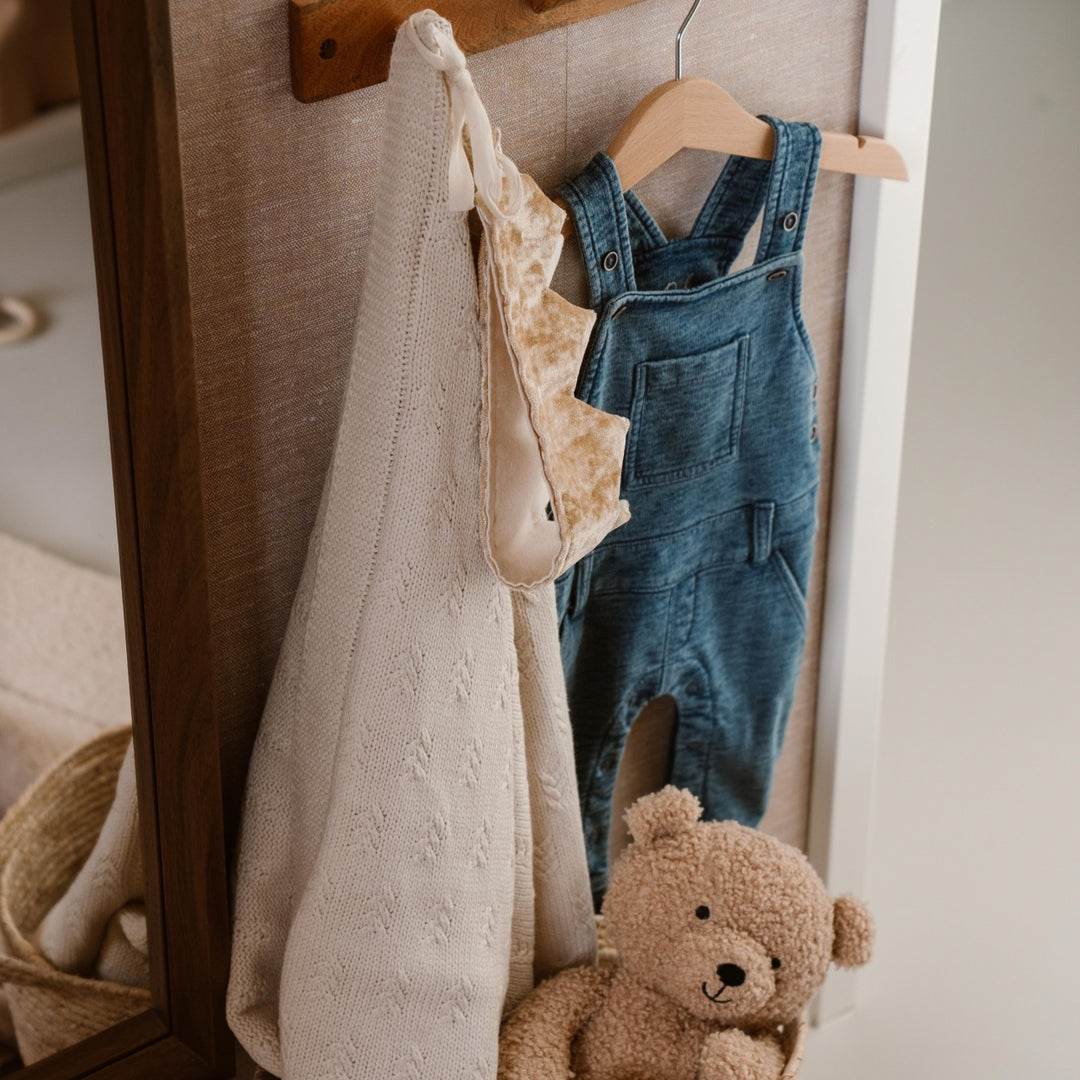 Latzhose Blue Jeans - UNI 2024