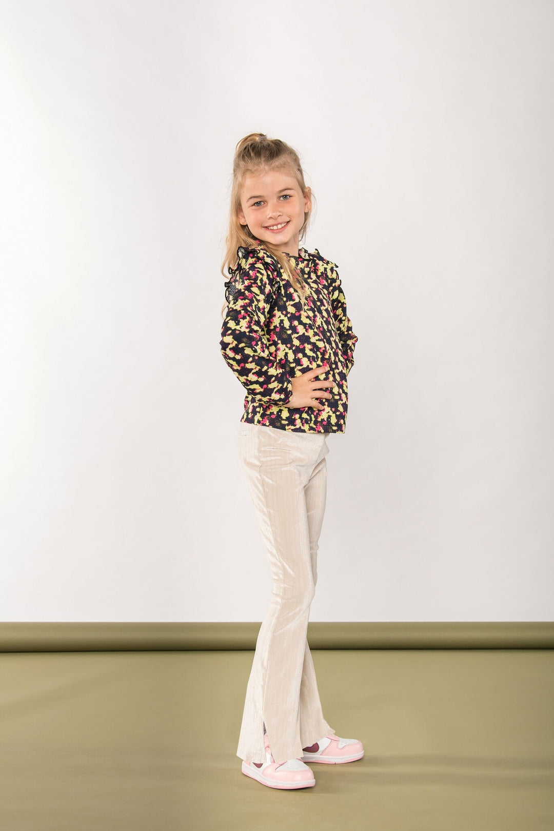 Kinderhose Puck ausgestellt Ecru