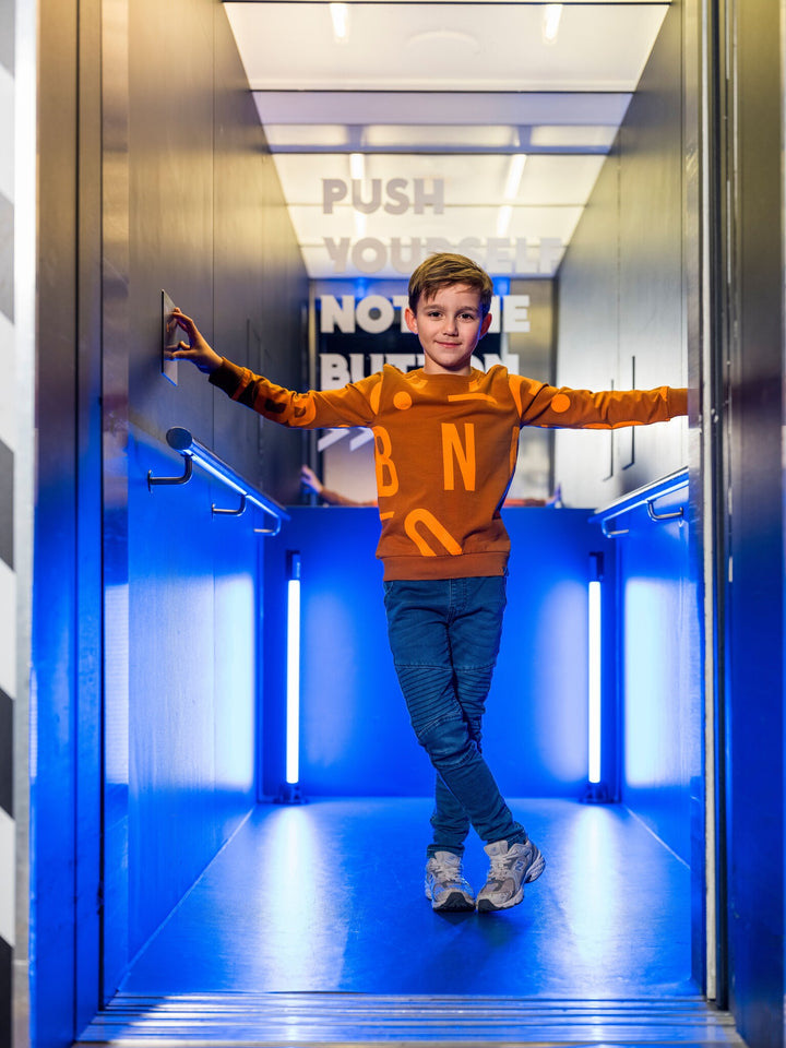 Kids trui Scott allover print Letter AO peanut