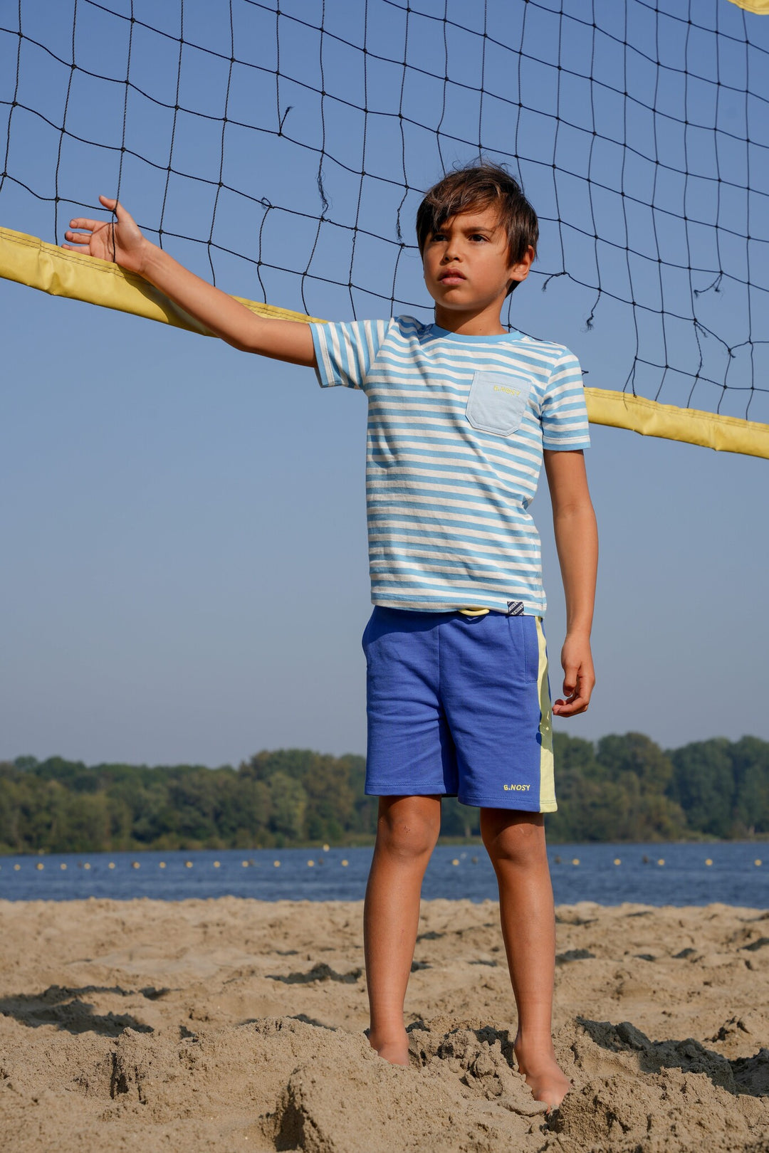 Kids broek Paul short with contrast stroke at sides Dazzling Blue