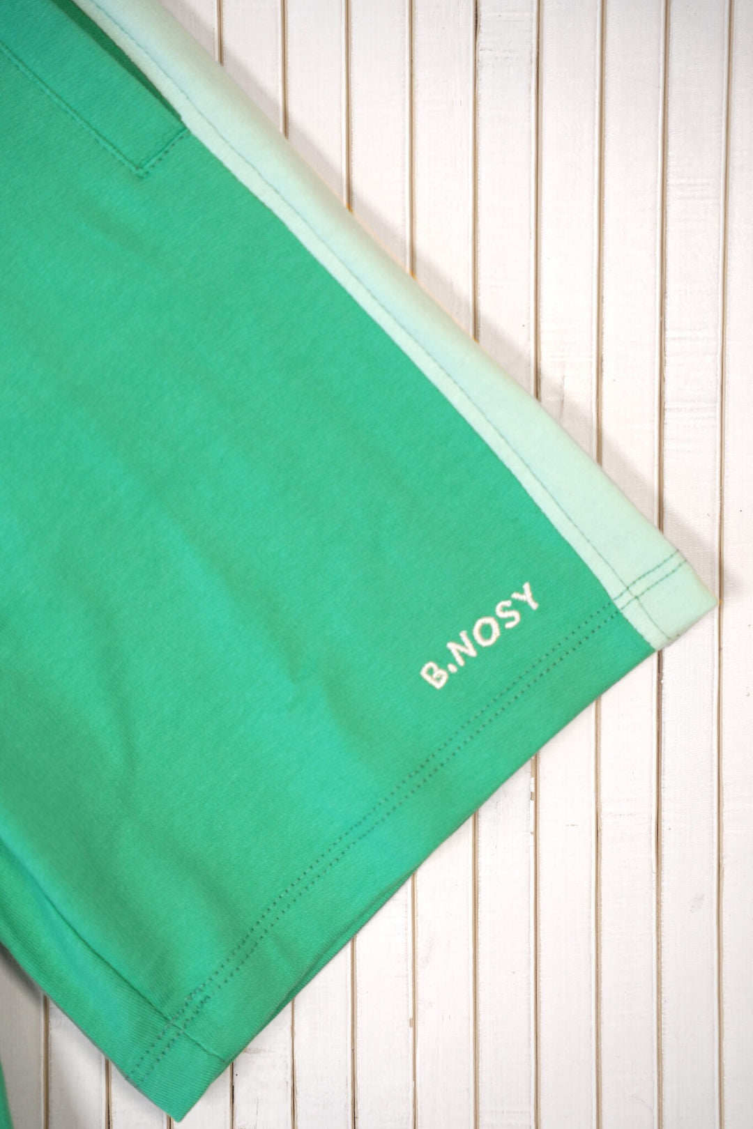 Kids broek Paul short with contrast stroke at sides Gumdrop